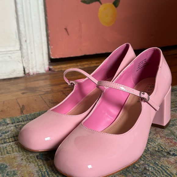Baby pink Mary Jane’s - Picture 3 of 3